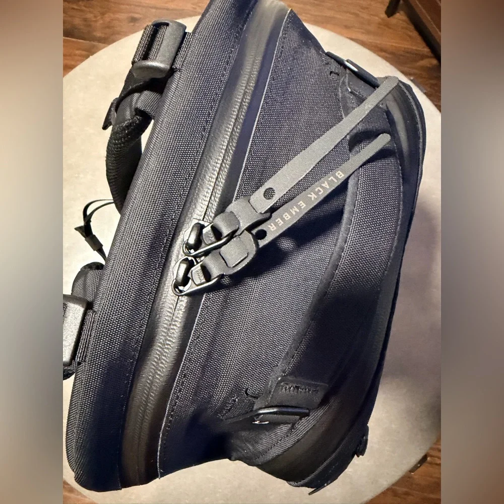 Black Ember Citadel R3  25L backpack